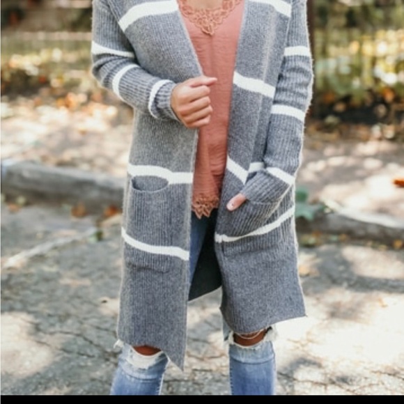 ✨SALE✨ STACCATO | Striped Knit Open Front Cardigan Sweater W/ Pockets - Picture 3 of 10